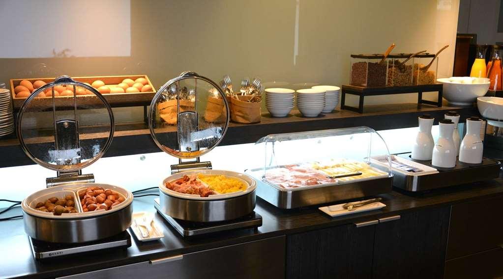 Excel Hotel Milano 3 Базильо Экстерьер фото